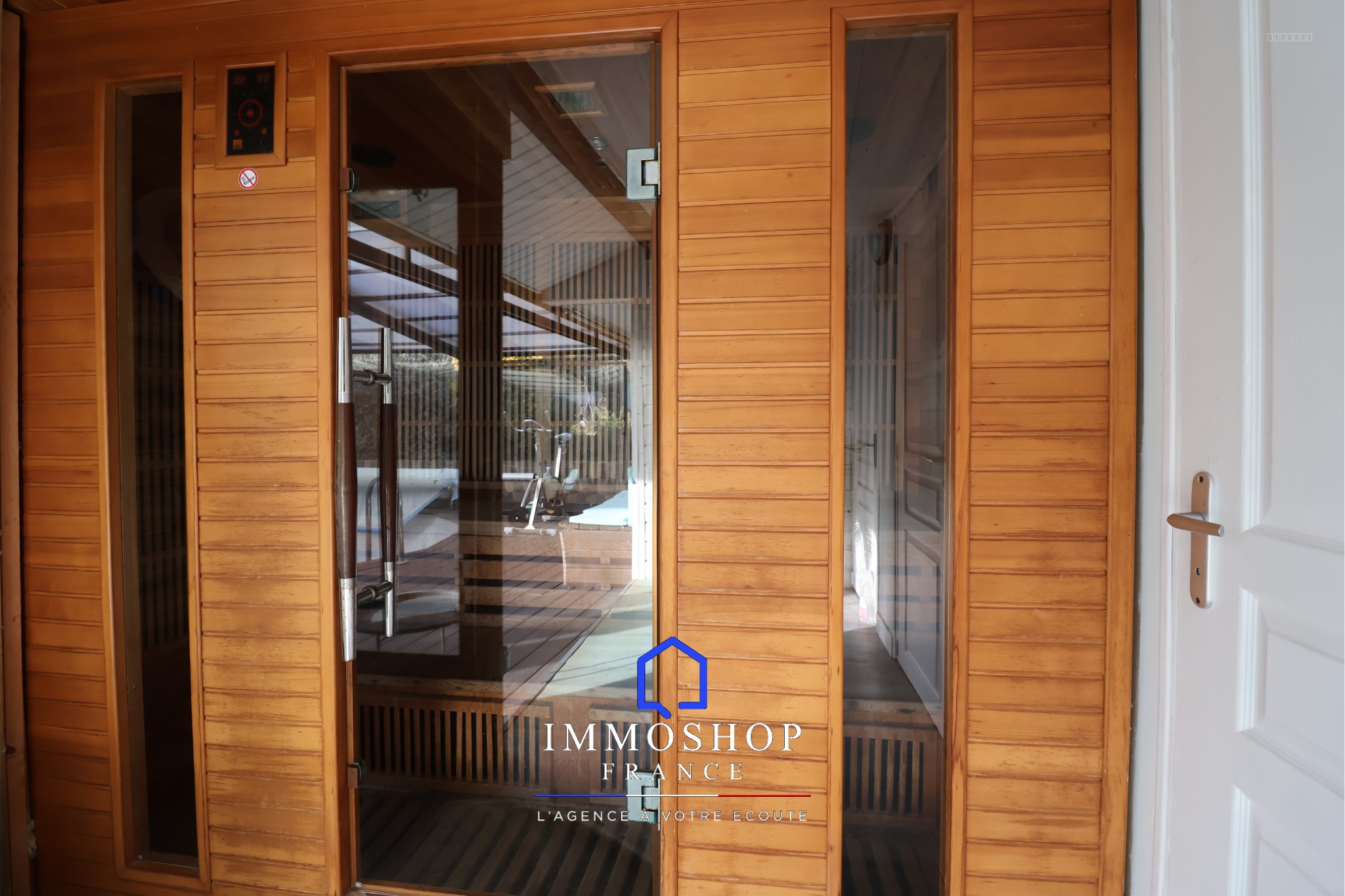 MAISON D'HÔTE 215m2 T7 - Secteur CHÂTEAU-GOMBERT 13013 — photo 3