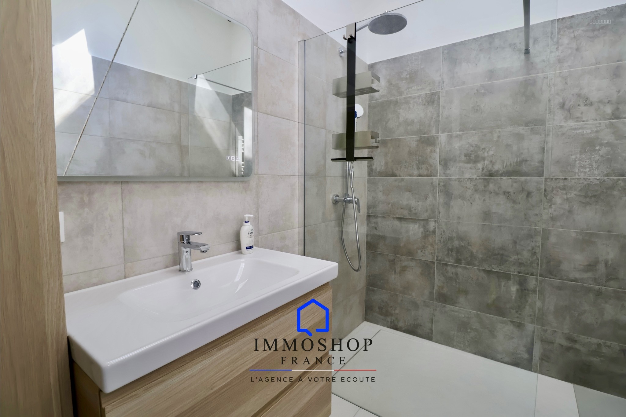 PROPRIÉTÉ 7 PIÈCES SUR 8000 M2 DE TERRAIN - AURIOL (13390) - QUARTIER BASSAN — photo 13