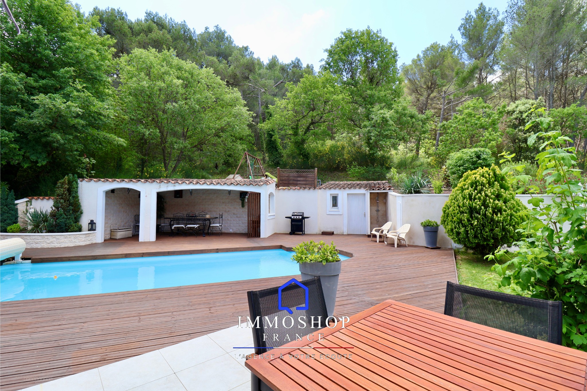 VILLA T4 AVEC DÉPENDANCES - SIMIANE-COLLONGUE 13109 — photo 16