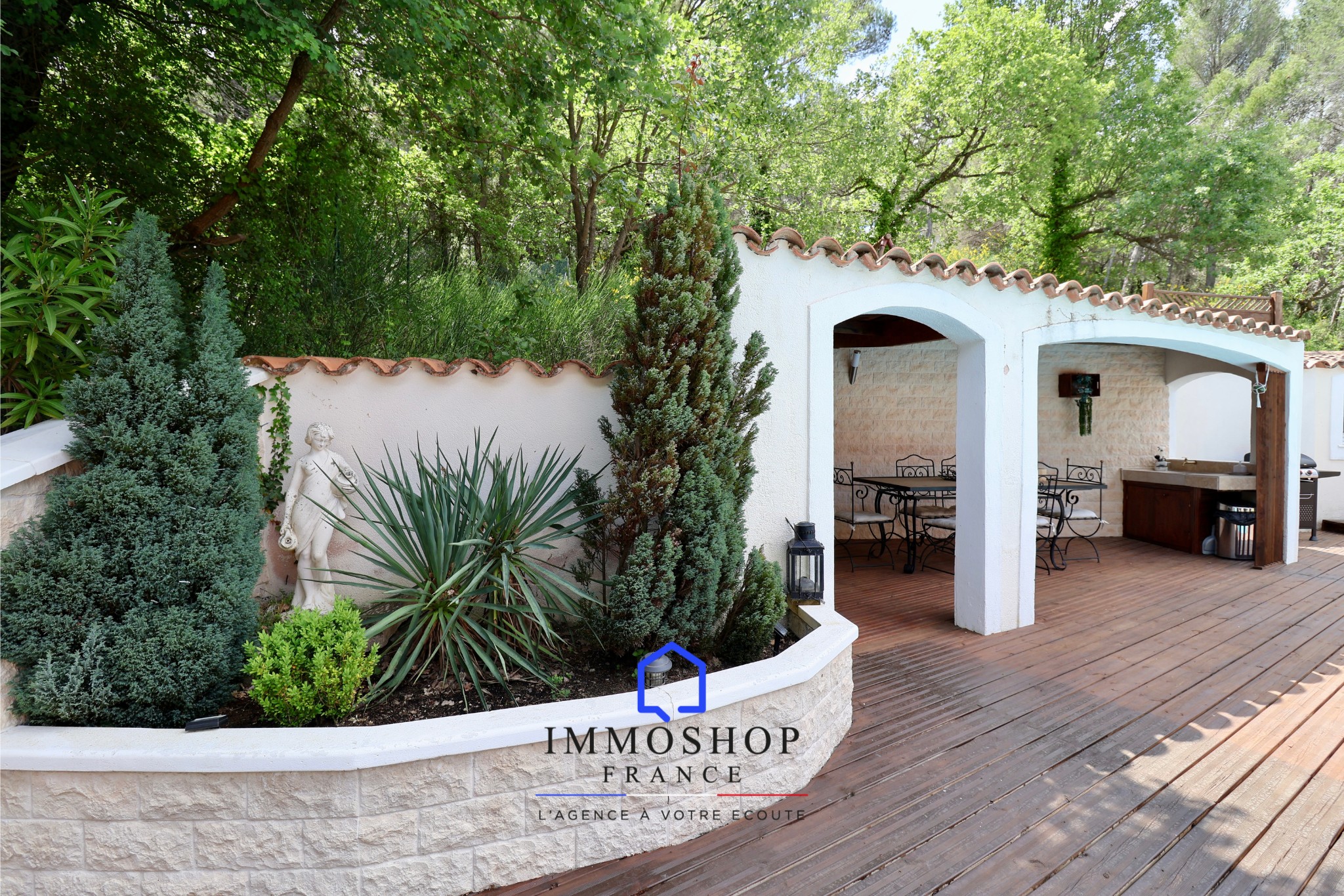 VILLA T4 AVEC DÉPENDANCES - SIMIANE-COLLONGUE 13109 — photo 15