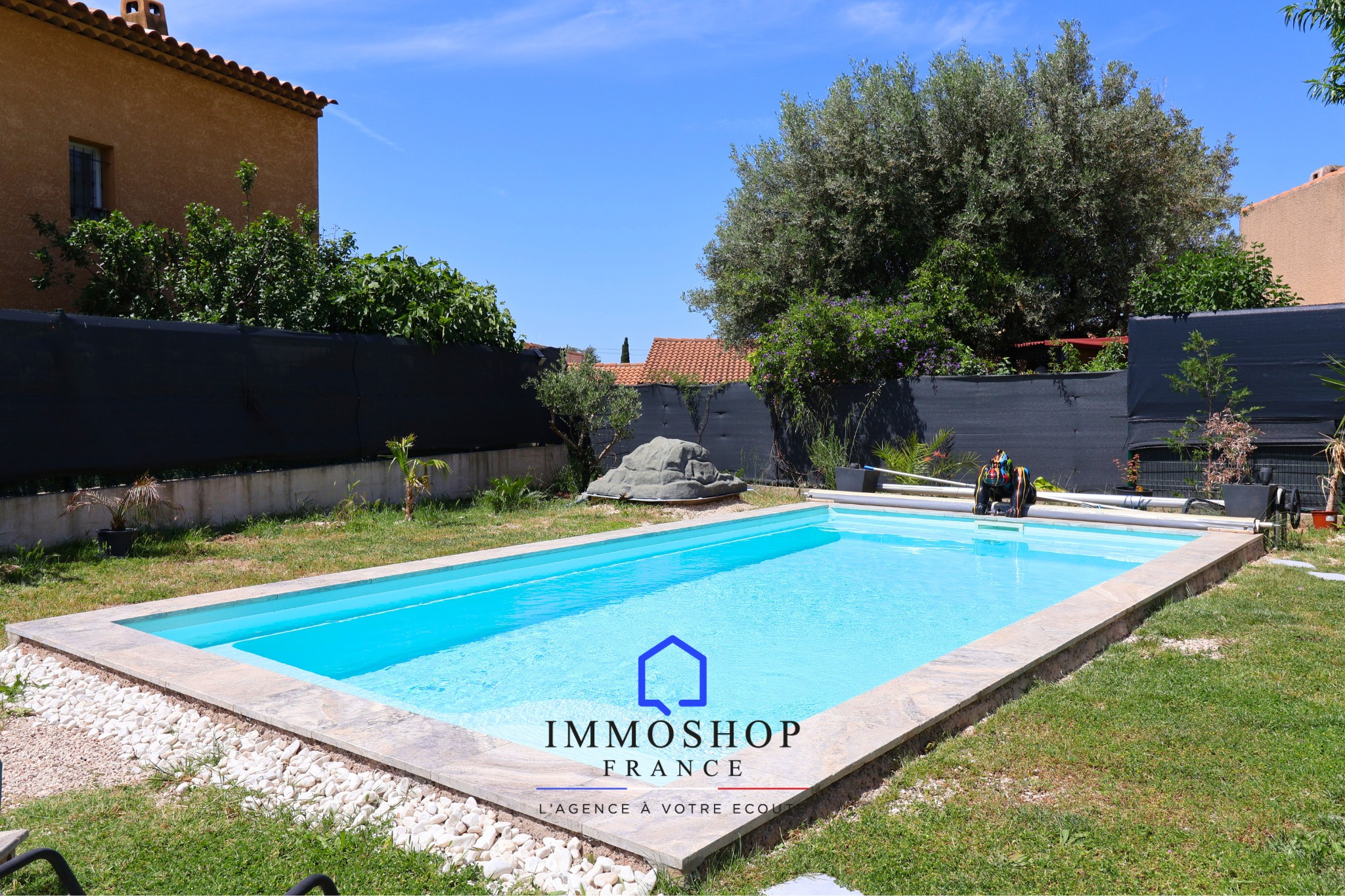 MAISON T6 233M2 13013 MARSEILLE — photo 14