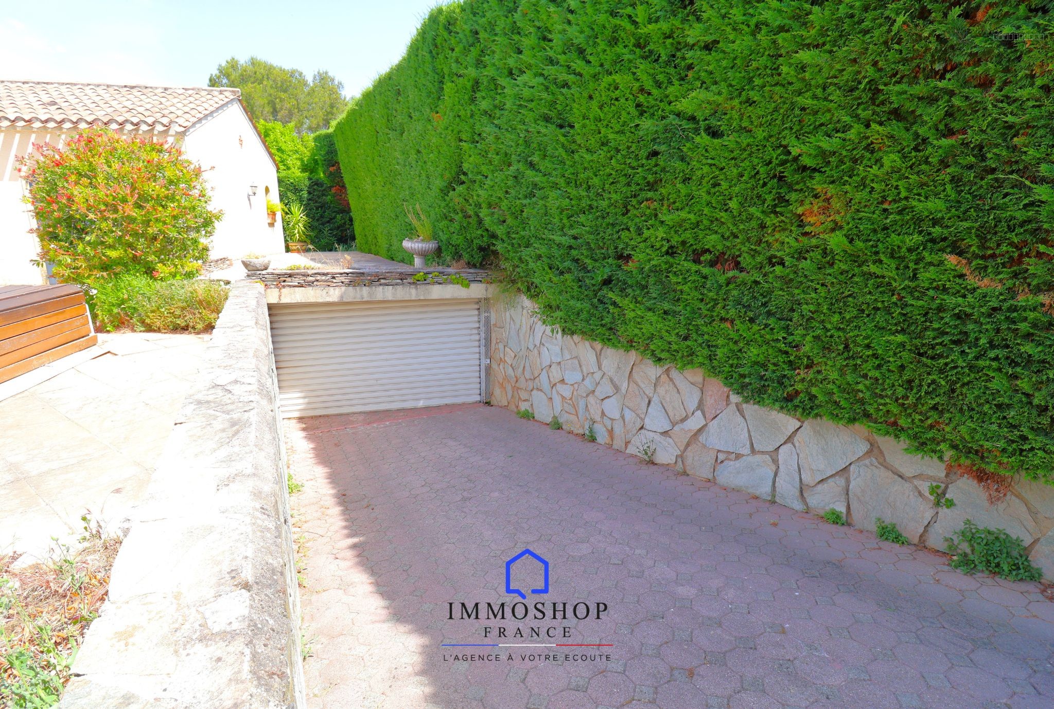 Maison 236m2 avec piscine et garage 100m2 Saint Zacharie 83640 — photo 17