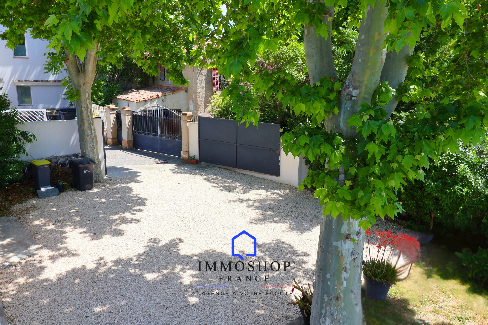 MAISON T6 233M2 13013 MARSEILLE — photo 11