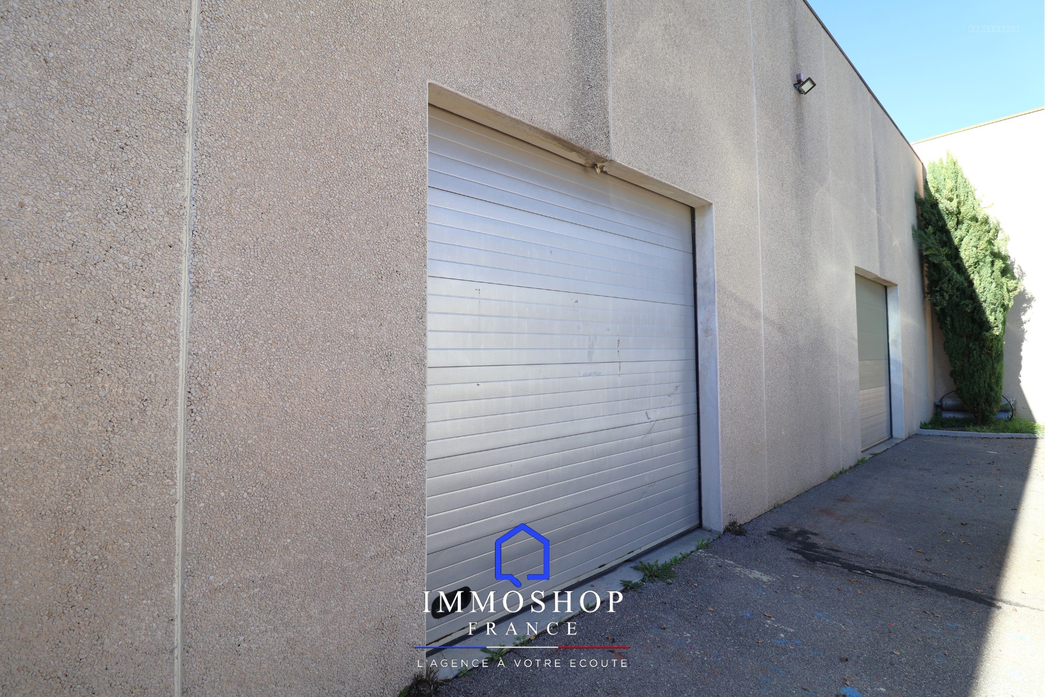 ENTREPOT + BUREAU 814 m2 PERTUIS 84120 — photo 7
