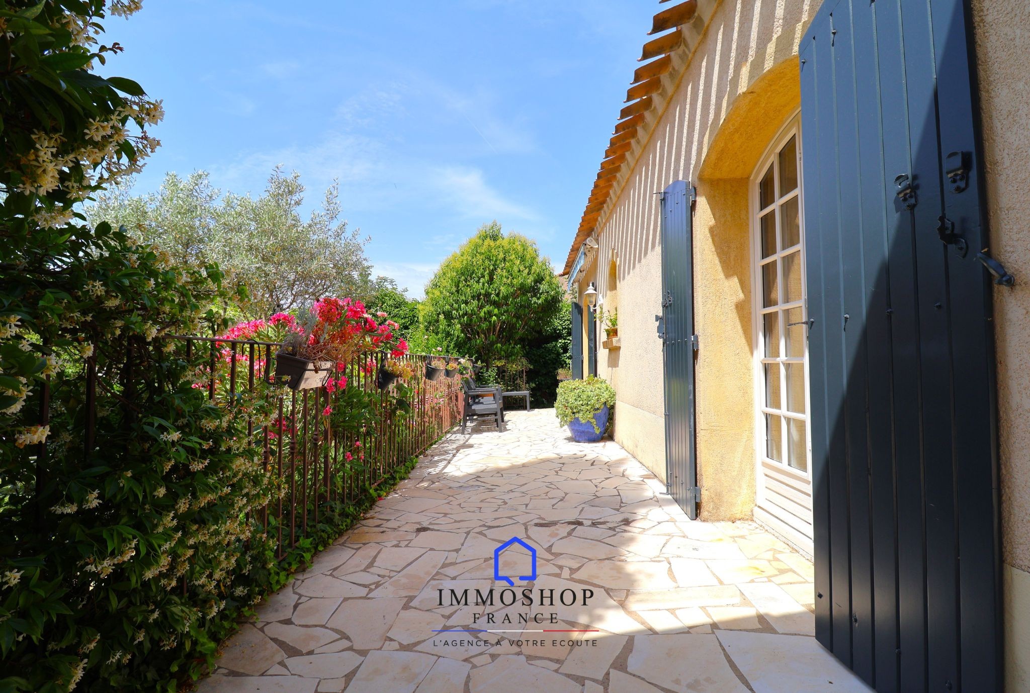 Maison 236m2 avec piscine et garage 100m2 Saint Zacharie 83640 — photo 2