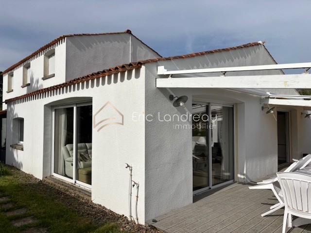Maison 7 pièces avec garage de 60 m2 et piscine 8X4 — photo 13