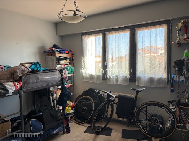 Appartement T3 avec balcon et garage — photo 6