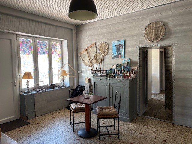Ensemble immobilier avec local commercial, appartements, bureaux... — photo 5