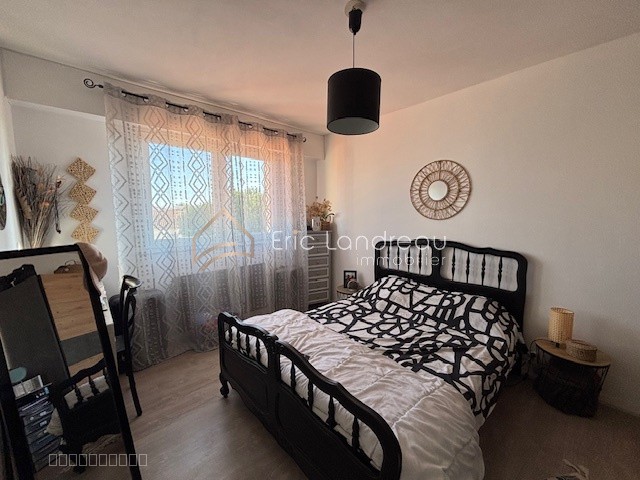 Appartement T3 avec balcon et garage — photo 4