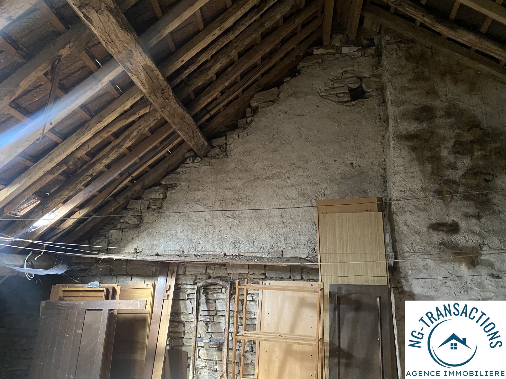 Maison de village à rénover à Arcy-sur-Cure — photo 12