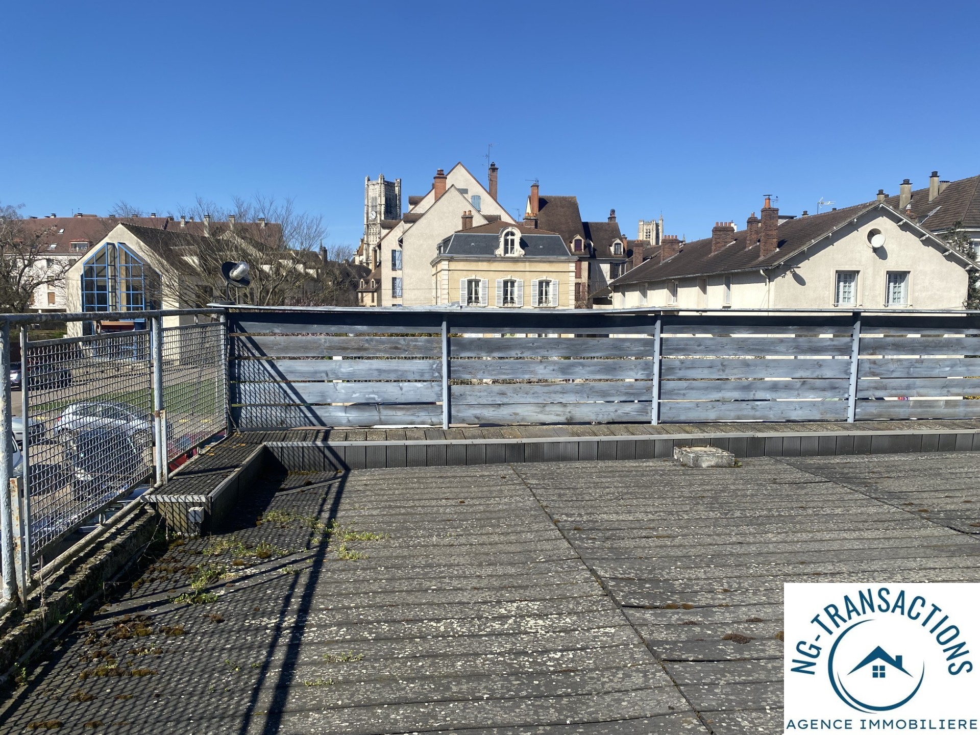 LOCAL COMMERCIAL  PROCHE DES BORDS DE L'YONNE — photo 7
