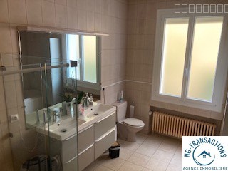 AUXERRE  MAISON AVEC PISCINE PROCHE DU CENTRE VILLE — photo 11
