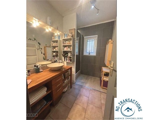 Maison à l'abri des regards de 170m2 — photo 10