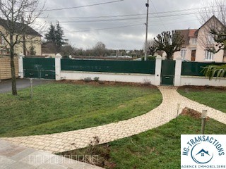 AUXERRE  MAISON AVEC PISCINE PROCHE DU CENTRE VILLE — photo 6