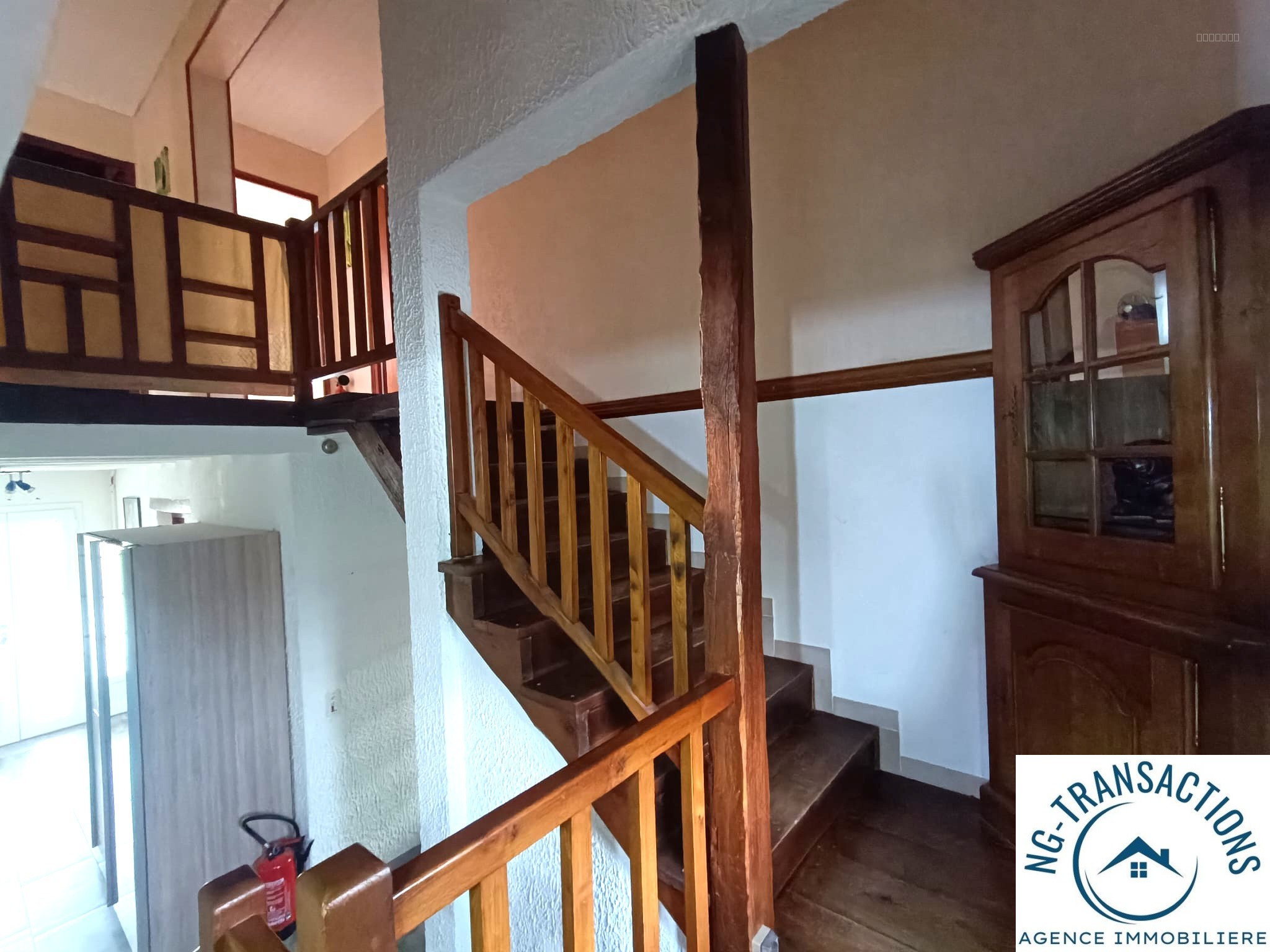 Grande maison dans les Hauts de Forterre — photo 11