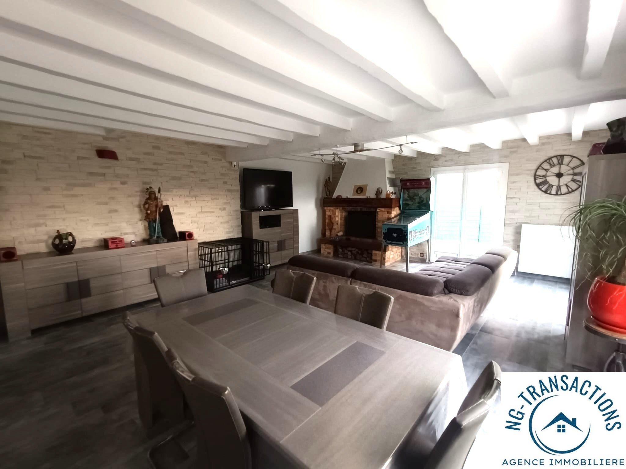 Grande maison dans les Hauts de Forterre — photo 5