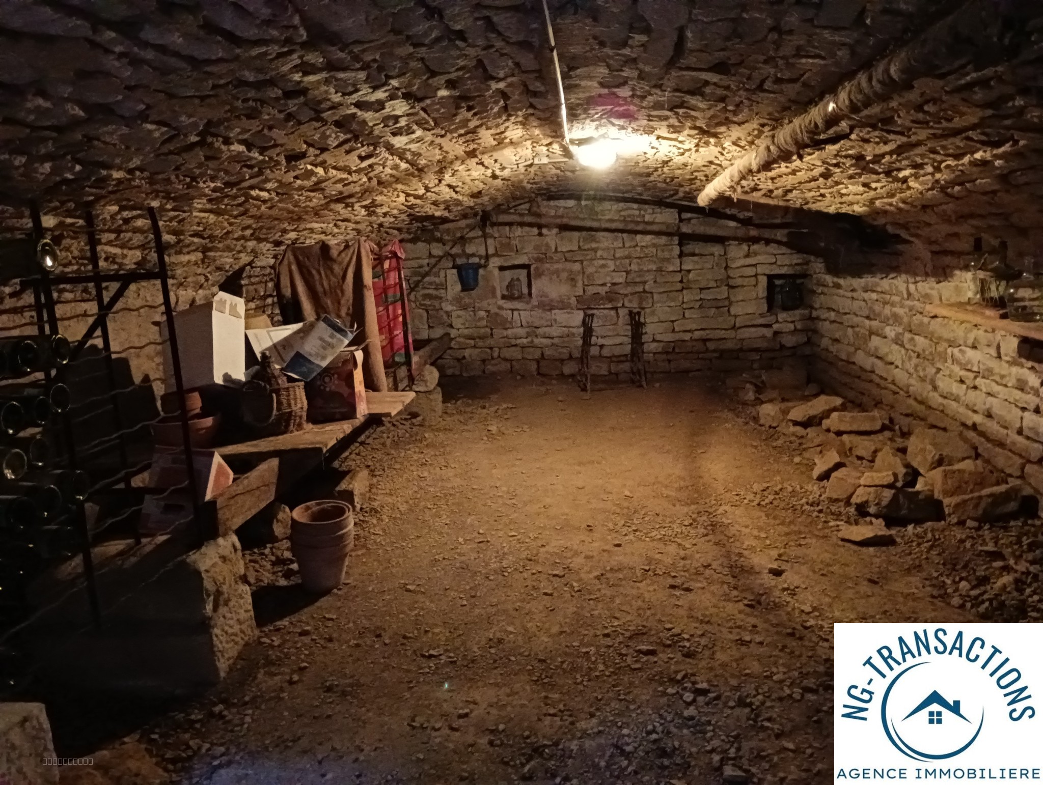 Maison de village a rafraîchir située aux portes du parc régional du Morvan — photo 14