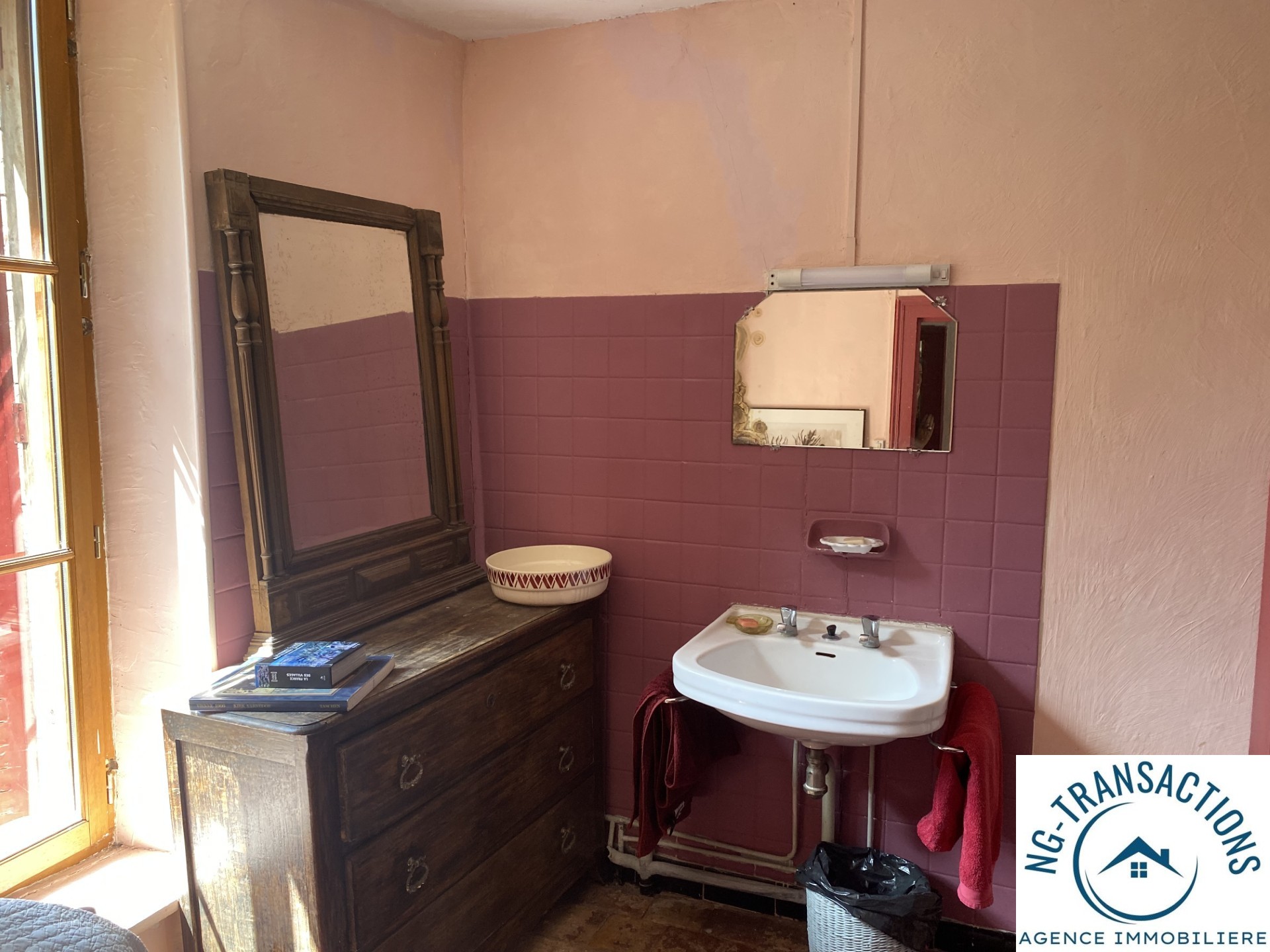 Maison de caractère au cœur du village — photo 12