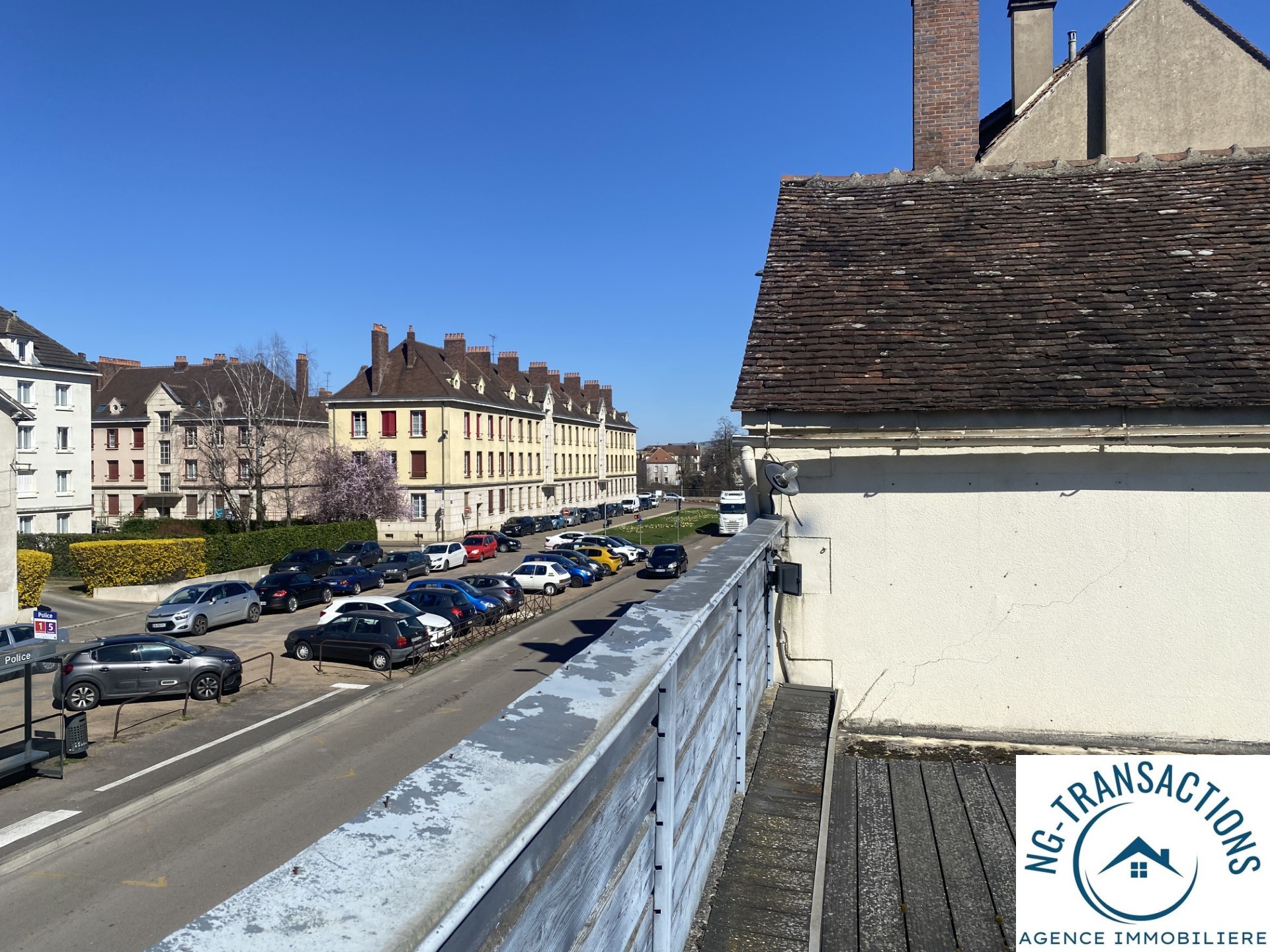 LOCAL COMMERCIAL  PROCHE DES BORDS DE L'YONNE — photo 8