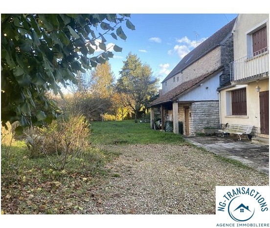 Maison de village a rafraîchir située aux portes du parc régional du Morvan — photo 4