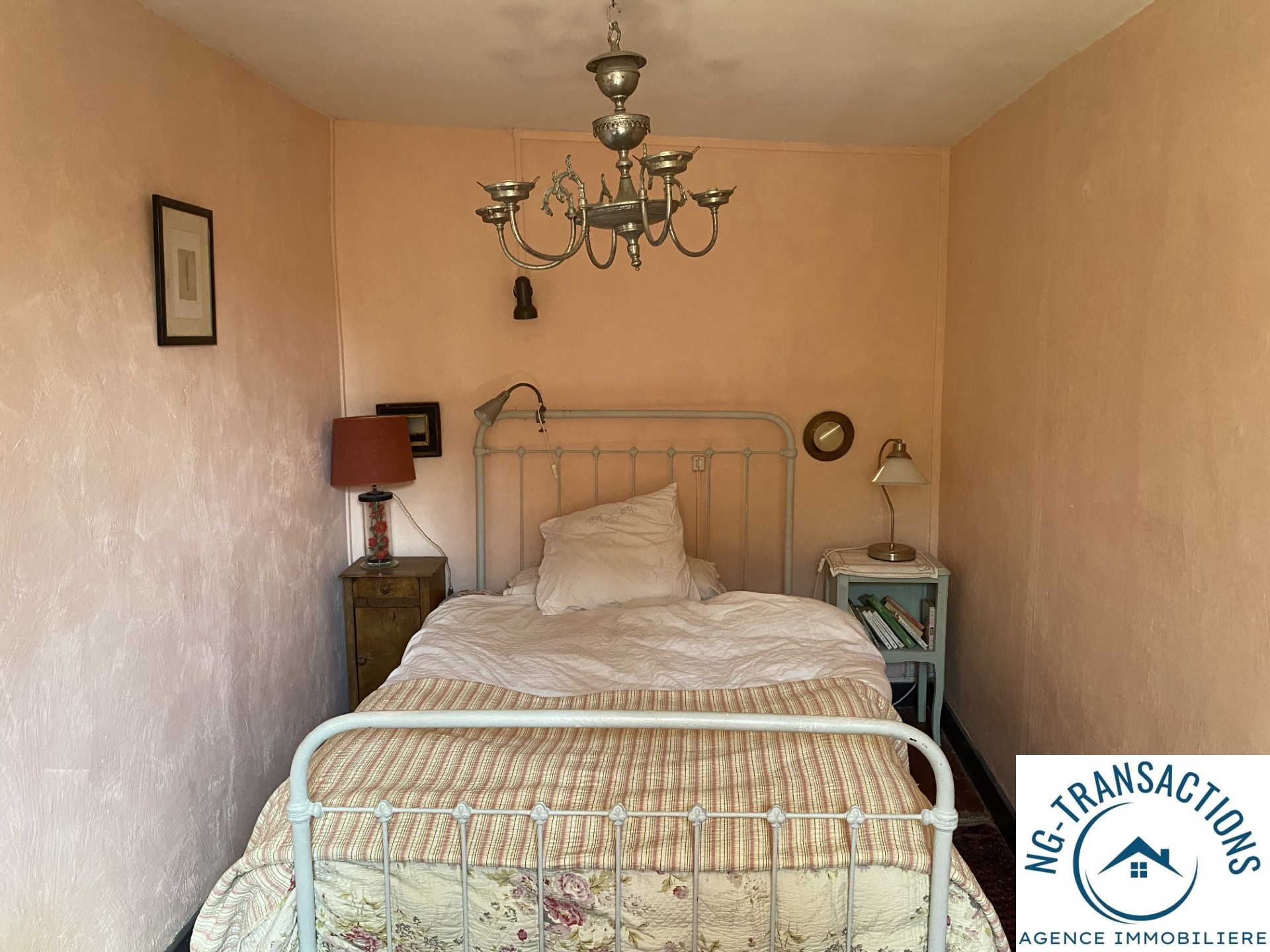 Maison de caractère au cœur du village — photo 7
