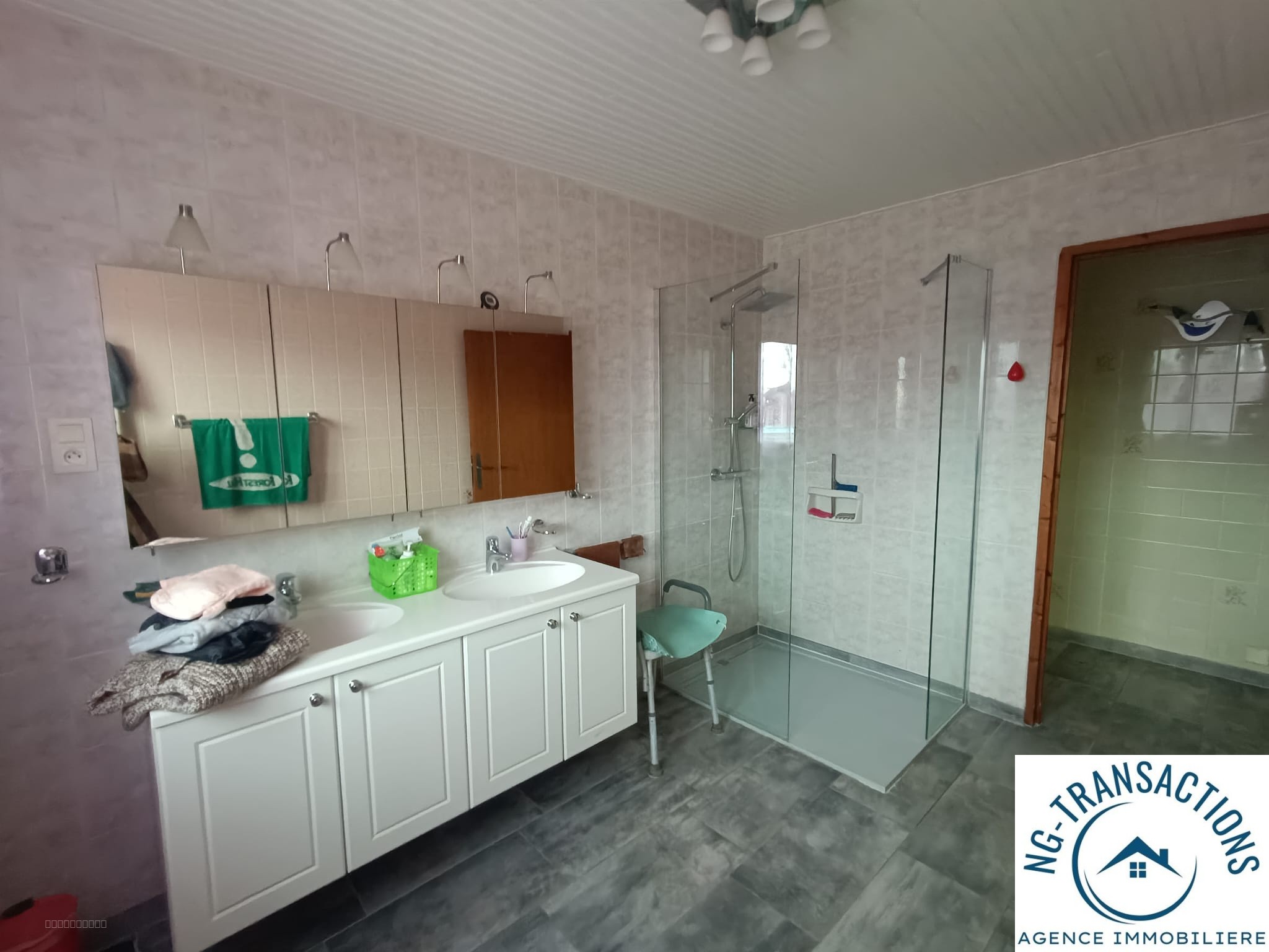 Grande maison dans les Hauts de Forterre — photo 10