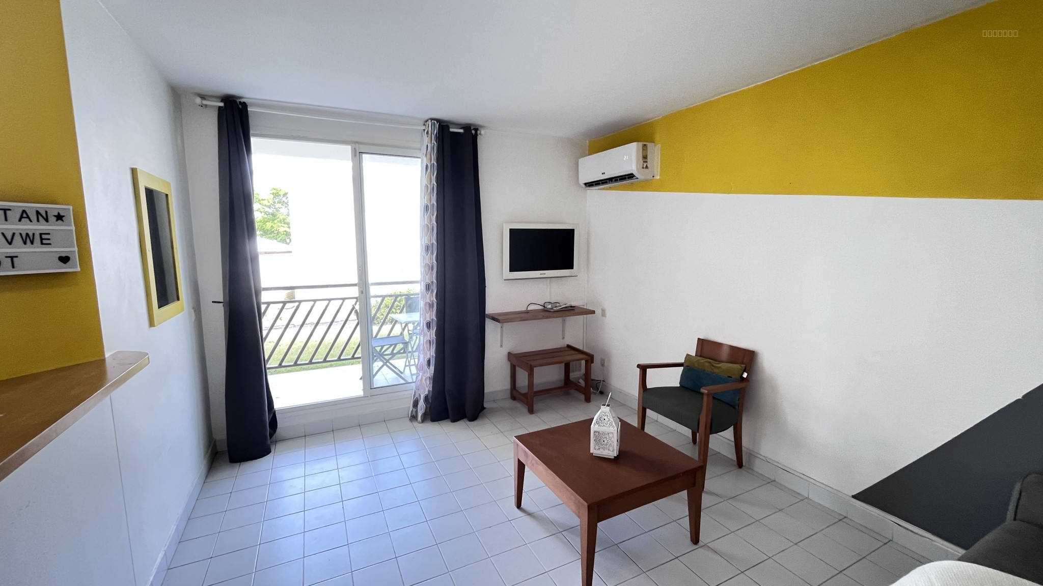 Bel appartement en bord de mer. — photo 3