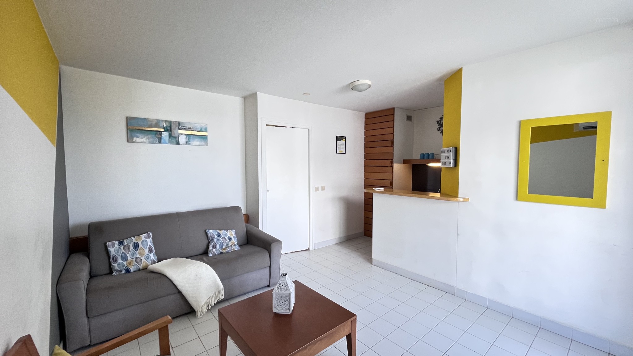 Bel appartement en bord de mer. — photo 7