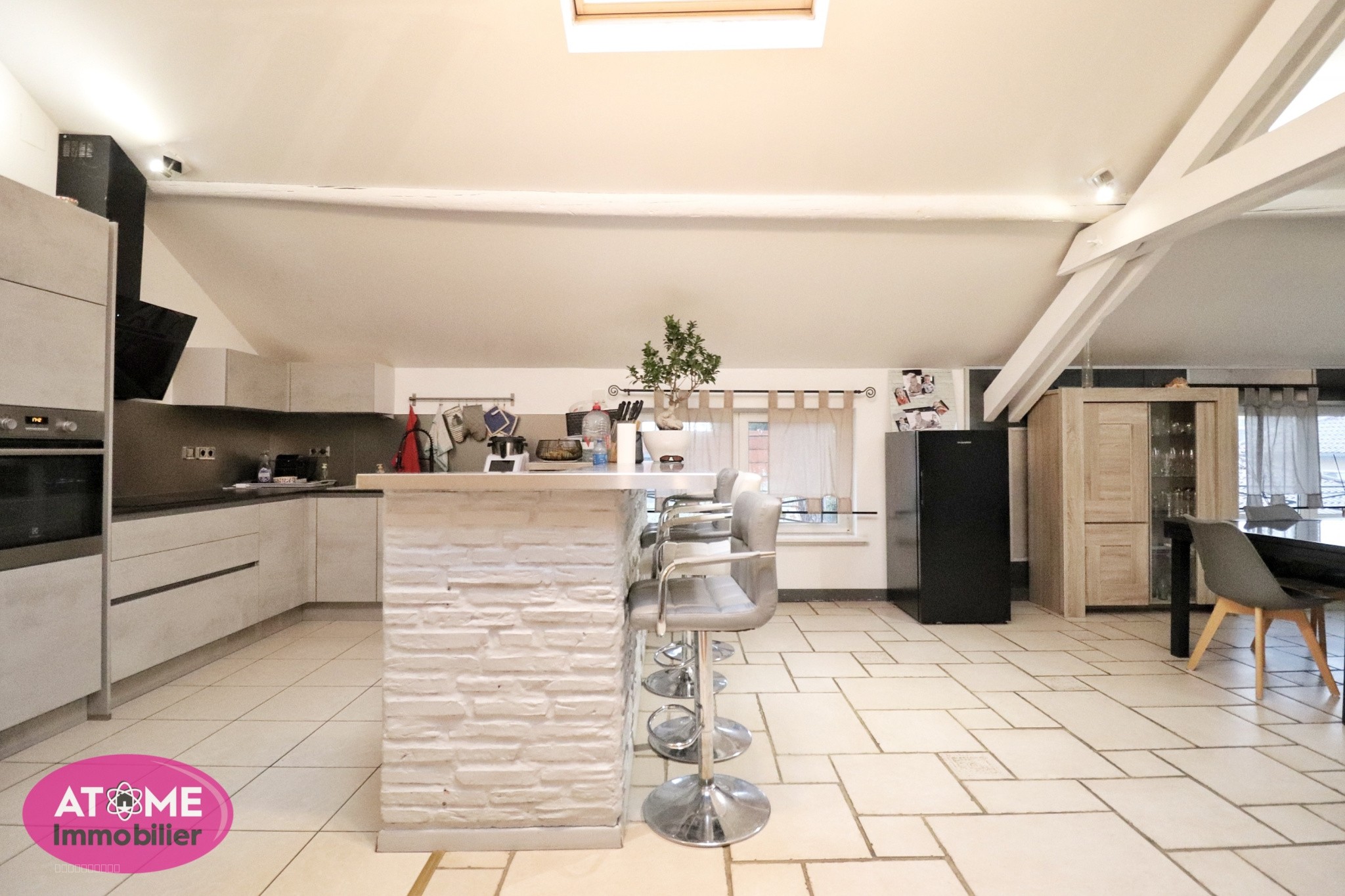 TRES BEL ET GRAND APPARTEMENT DUPLEX LORRY LES METZ — photo 2