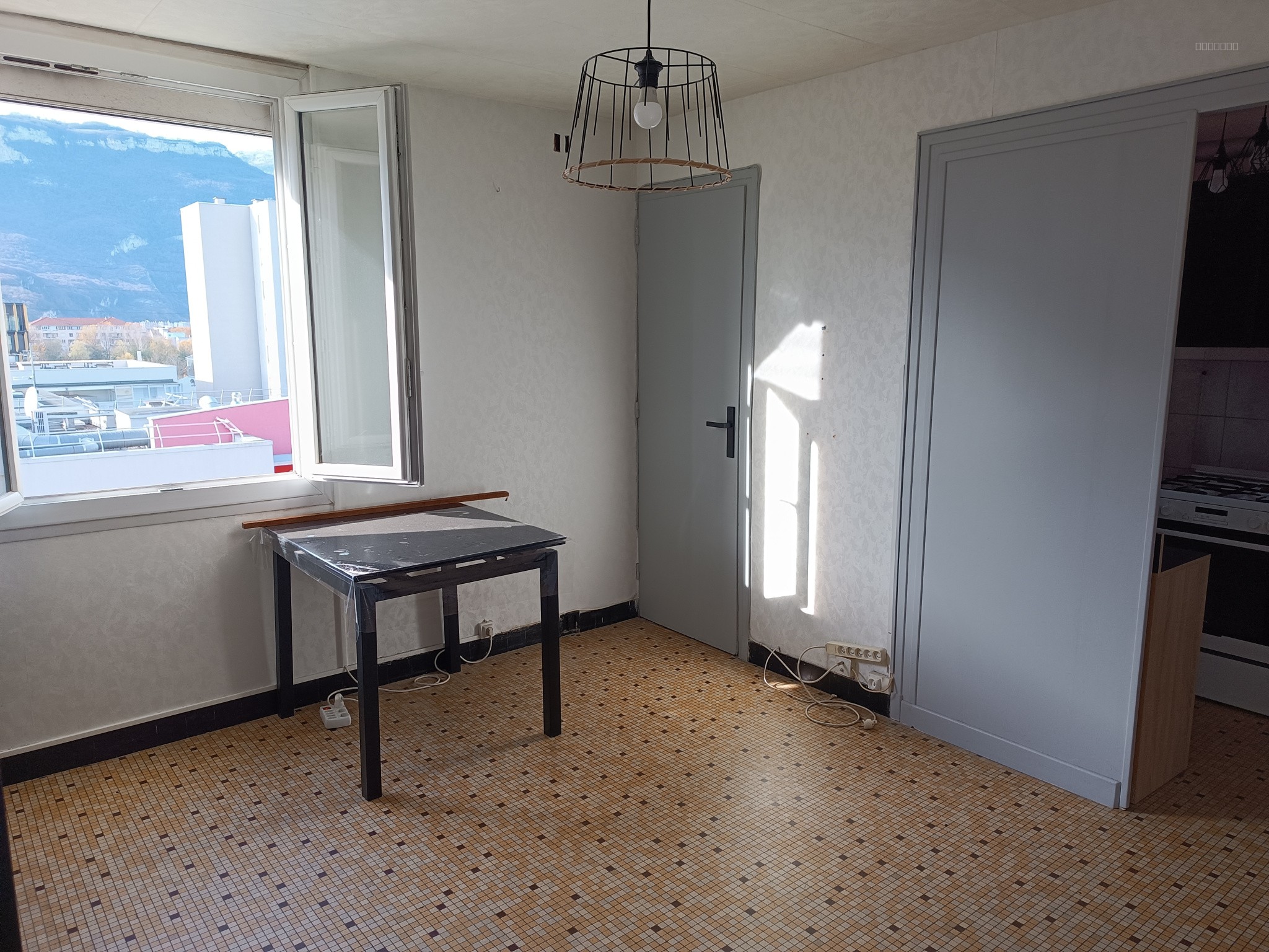 À Grenoble, grand appartement en vente avec LYSI IMMOBILIER — photo 3