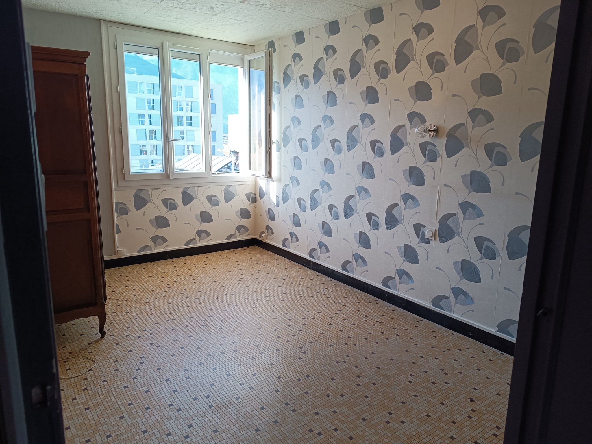 À Grenoble, grand appartement en vente avec LYSI IMMOBILIER — photo 6