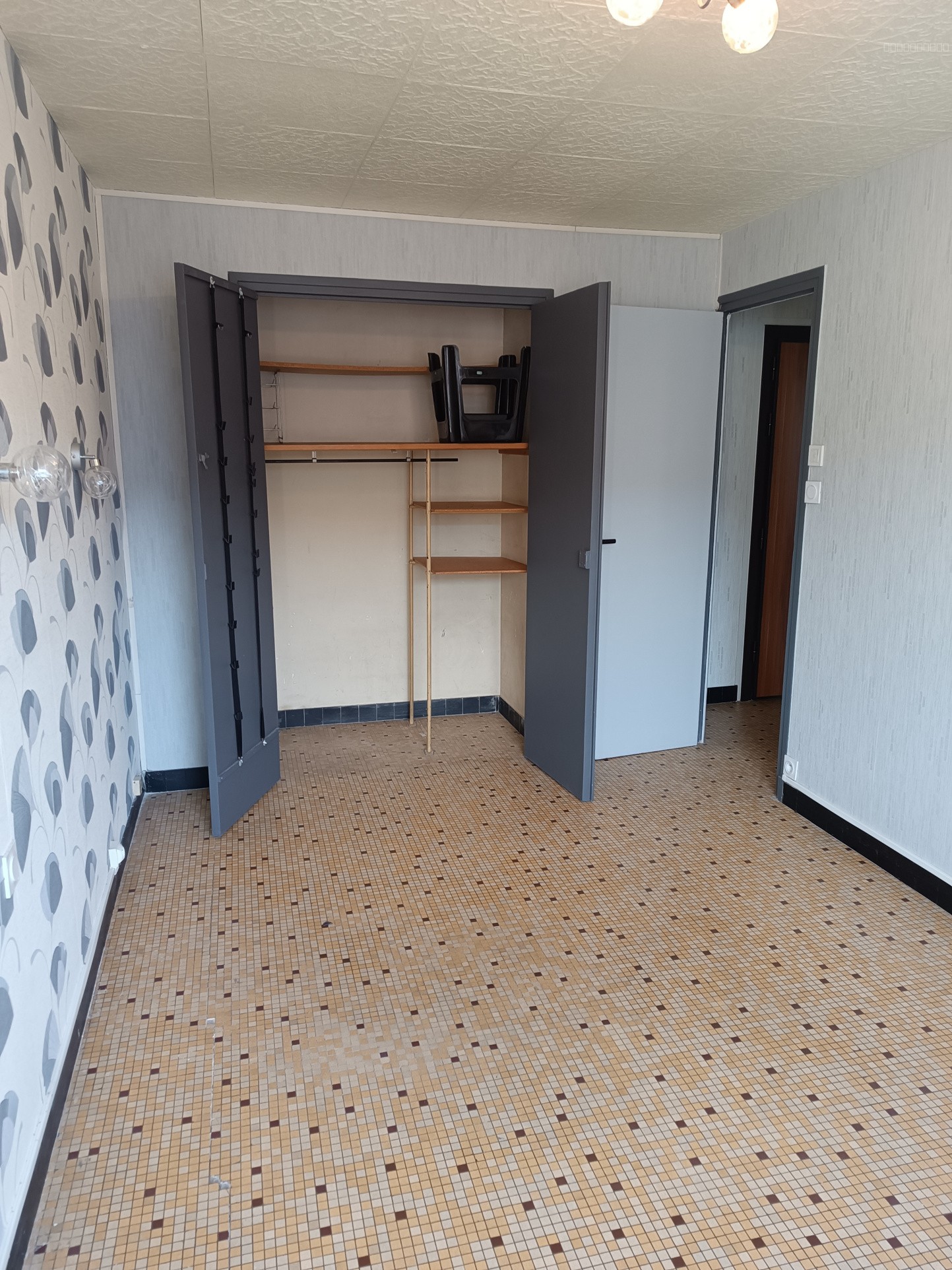 À Grenoble, grand appartement en vente avec LYSI IMMOBILIER — photo 9