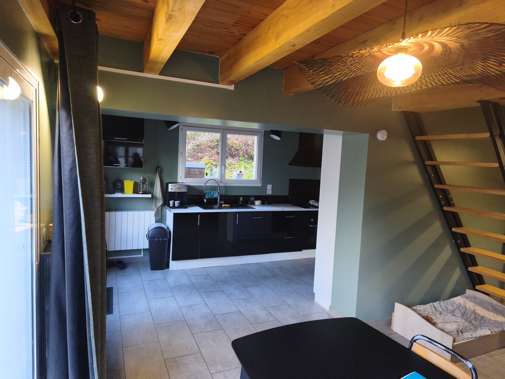 À Voreppe, propriété en vente pour famille avec enfants avec terrasse — photo 8