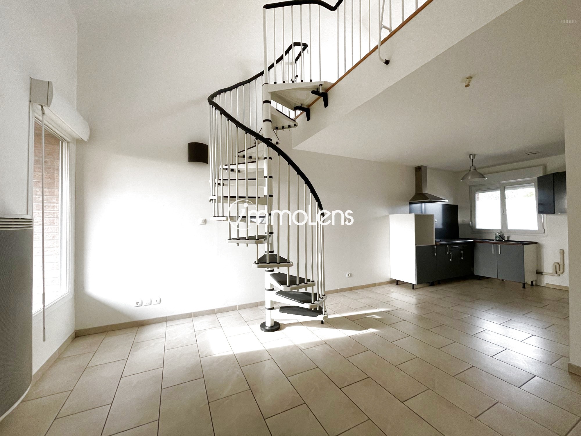 F2 duplex blacon parking — photo 5