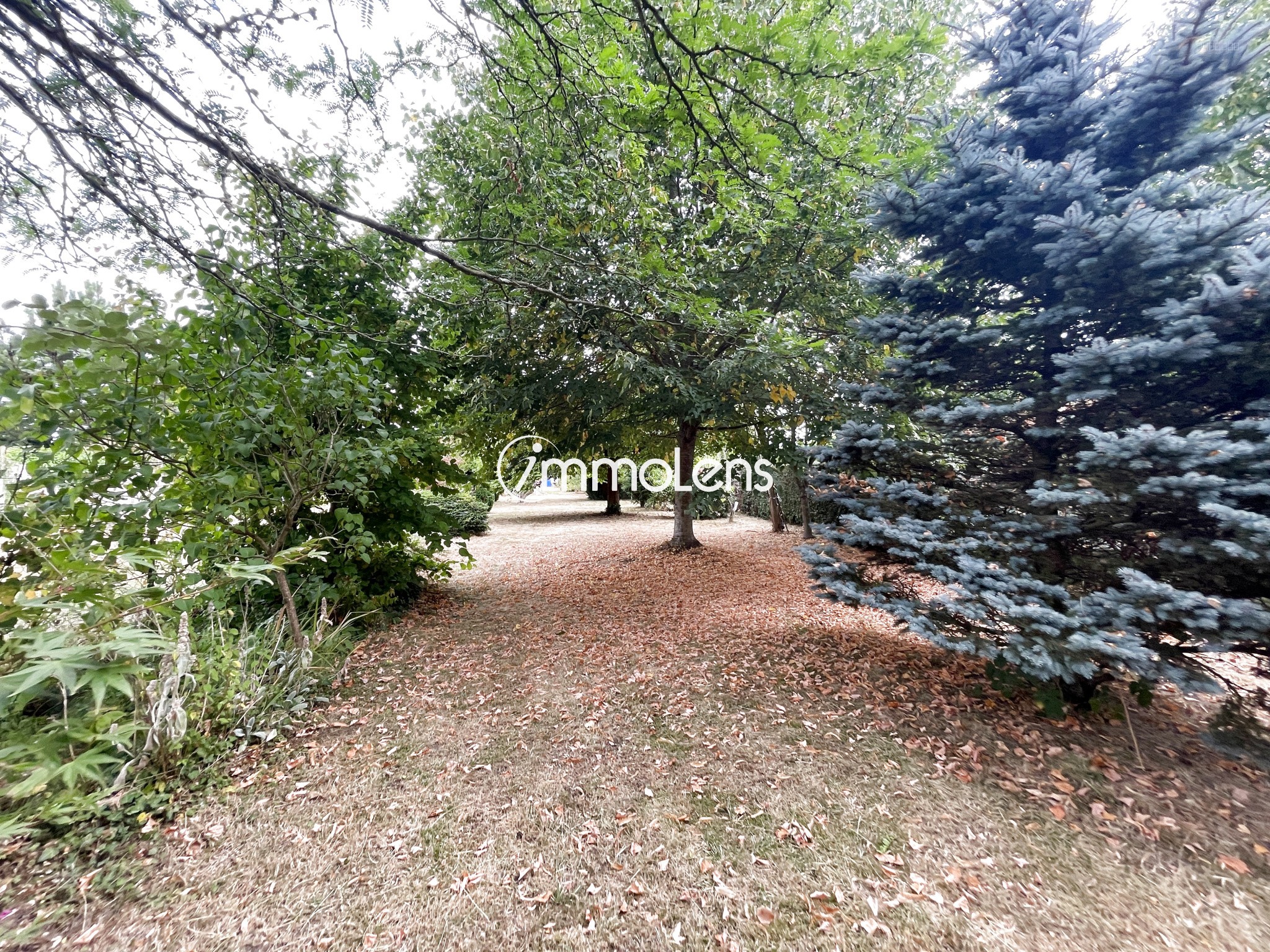 LEFOREST, maison type 6 - 4 chambres - 1835m2 -  jardin clos et arboré — photo 7