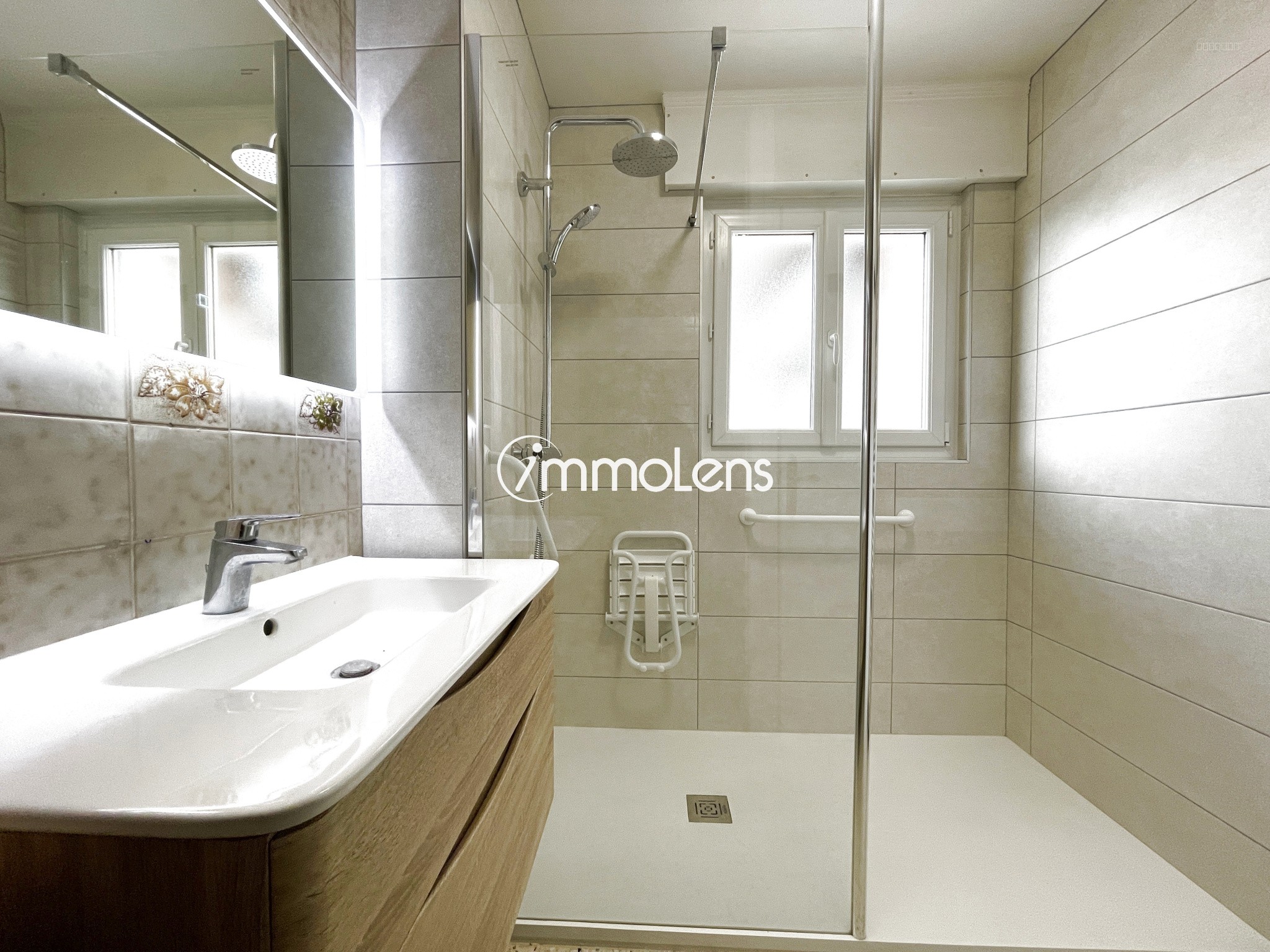 LEFOREST, maison type 6 - 4 chambres - 1835m2 -  jardin clos et arboré — photo 9