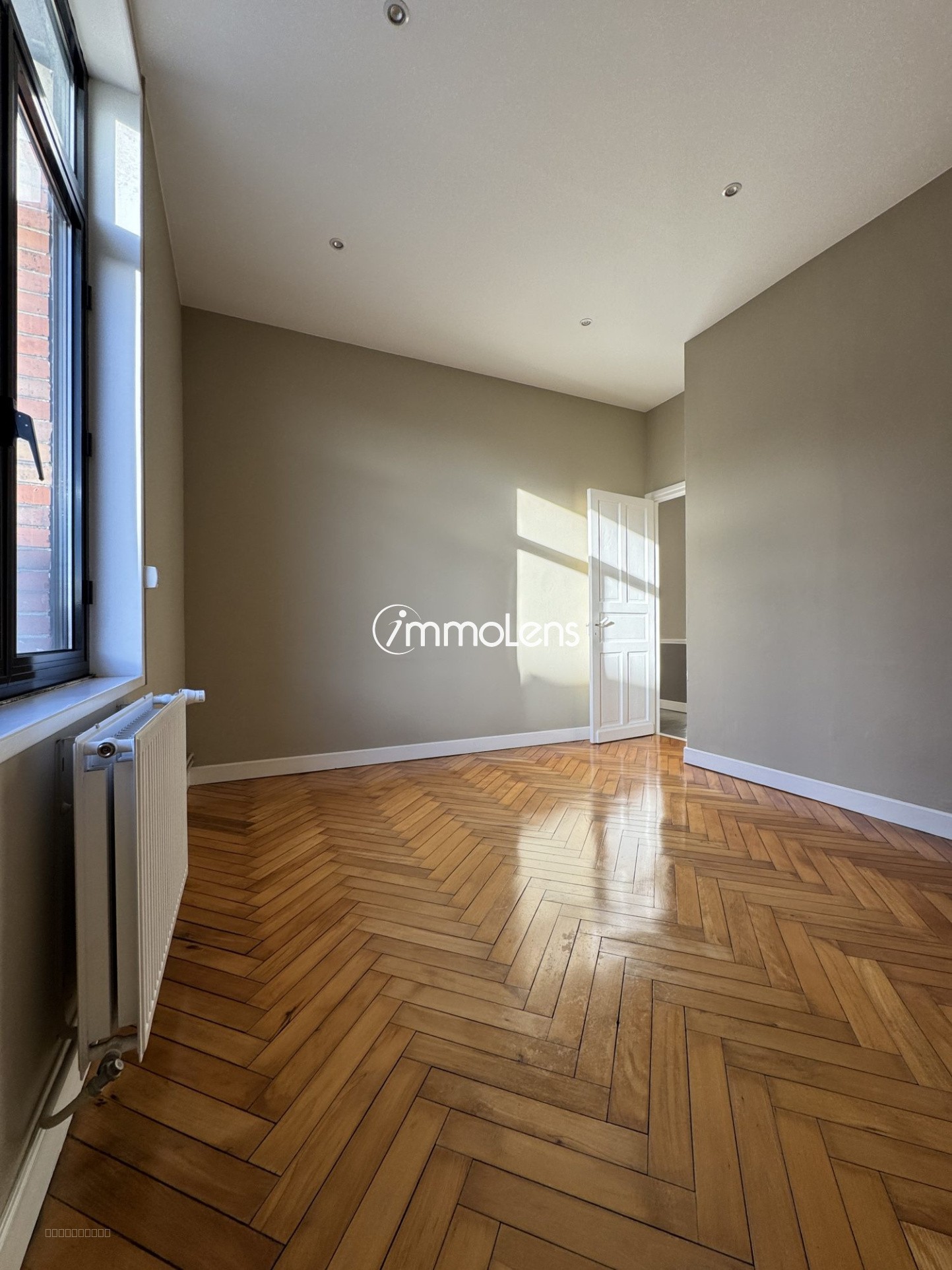LENS COEUR DE VILLE BEL APPARTEMENT T4 BIS RÉNOVÉ 116 M2 3 CHAMBRES. CAVE 2 PIECES 35 M2 — photo 12