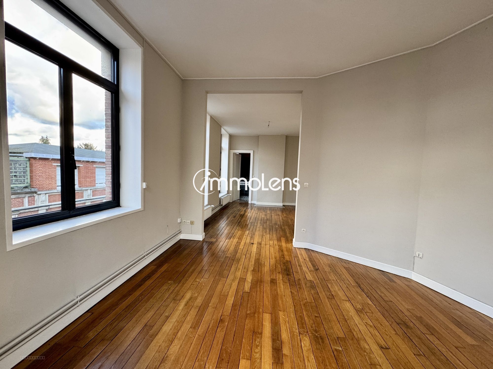 LENS COEUR DE VILLE BEL APPARTEMENT T4 BIS RÉNOVÉ 116 M2 3 CHAMBRES. CAVE 2 PIECES 35 M2 — photo 10