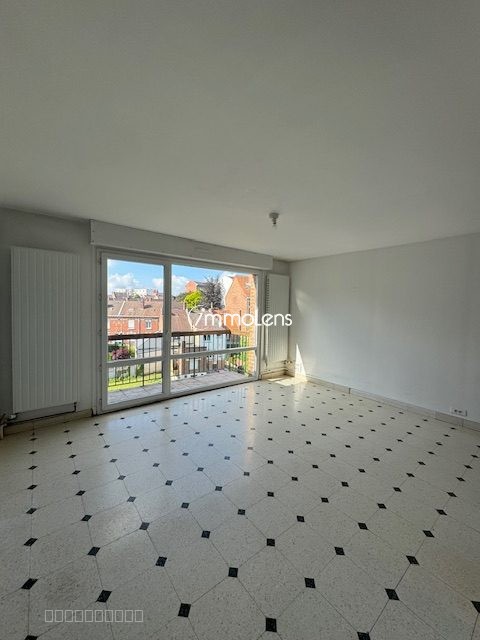 STUDIO T1 28,71 M2 BALCON VUE JARDIN. OPTION GARAGE A VENDRE — photo 2