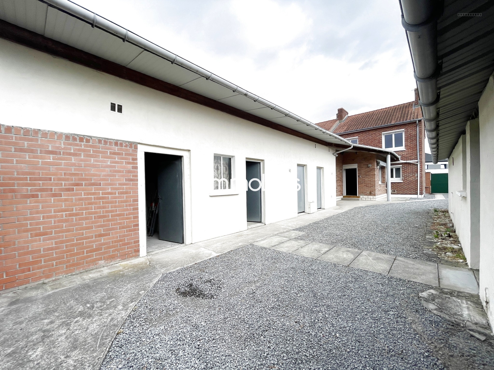 LEFOREST, maison type 6 - 4 chambres - 1835m2 -  jardin clos et arboré — photo 5