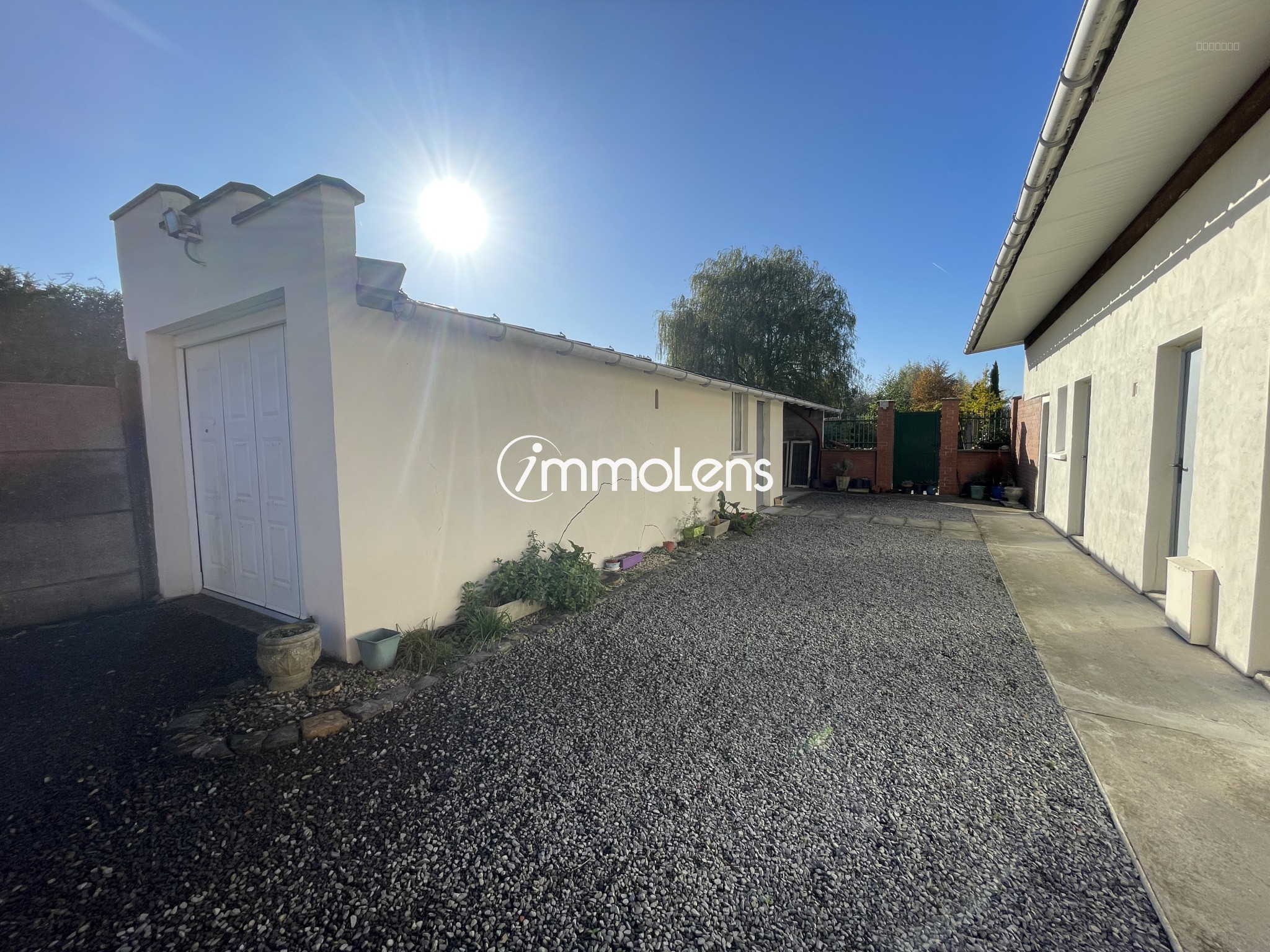 LEFOREST, maison type 6 - 4 chambres - 1835m2 -  jardin clos et arboré — photo 15