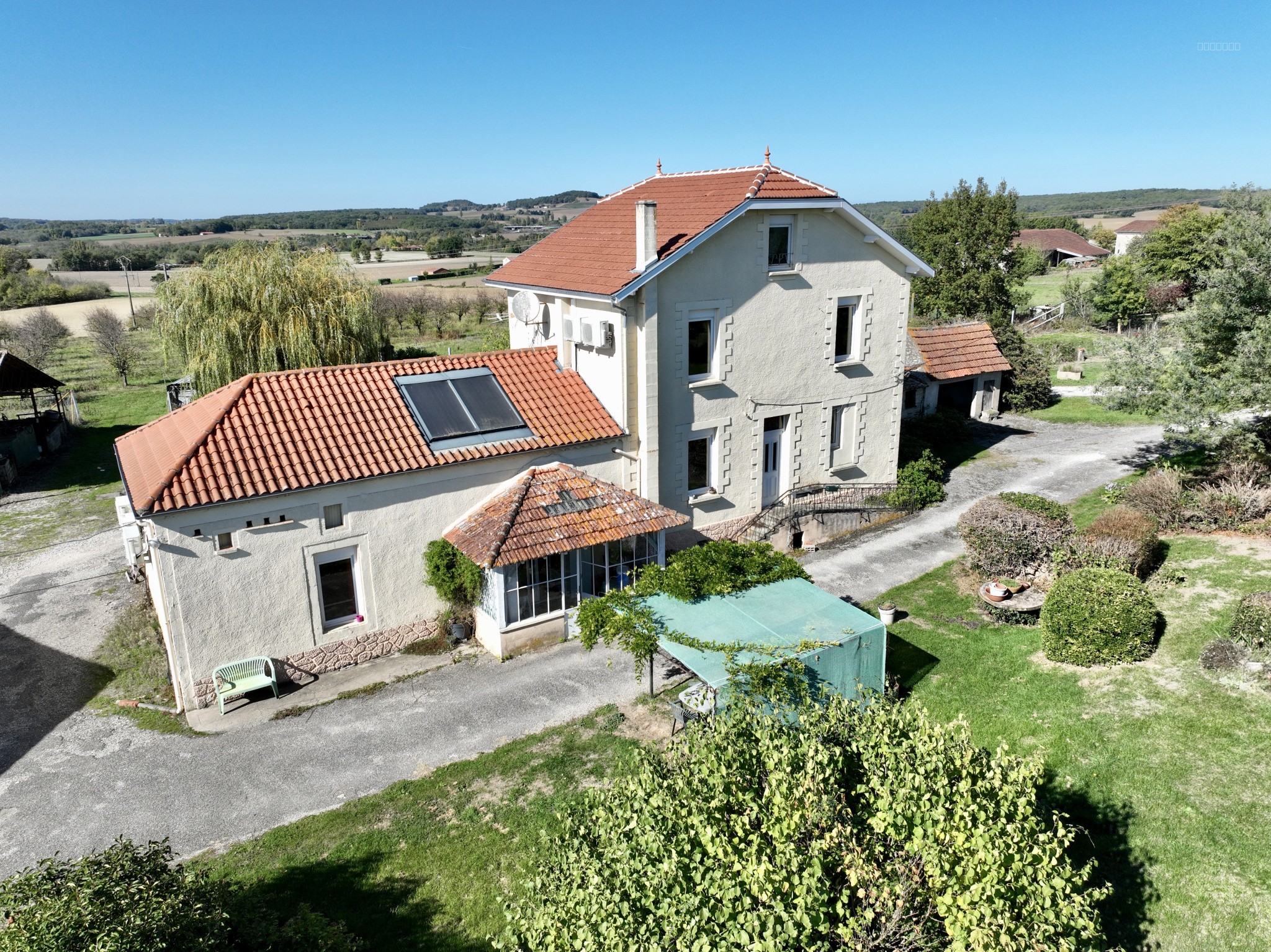 Superbe maison de campagne avec grands espaces — photo 3