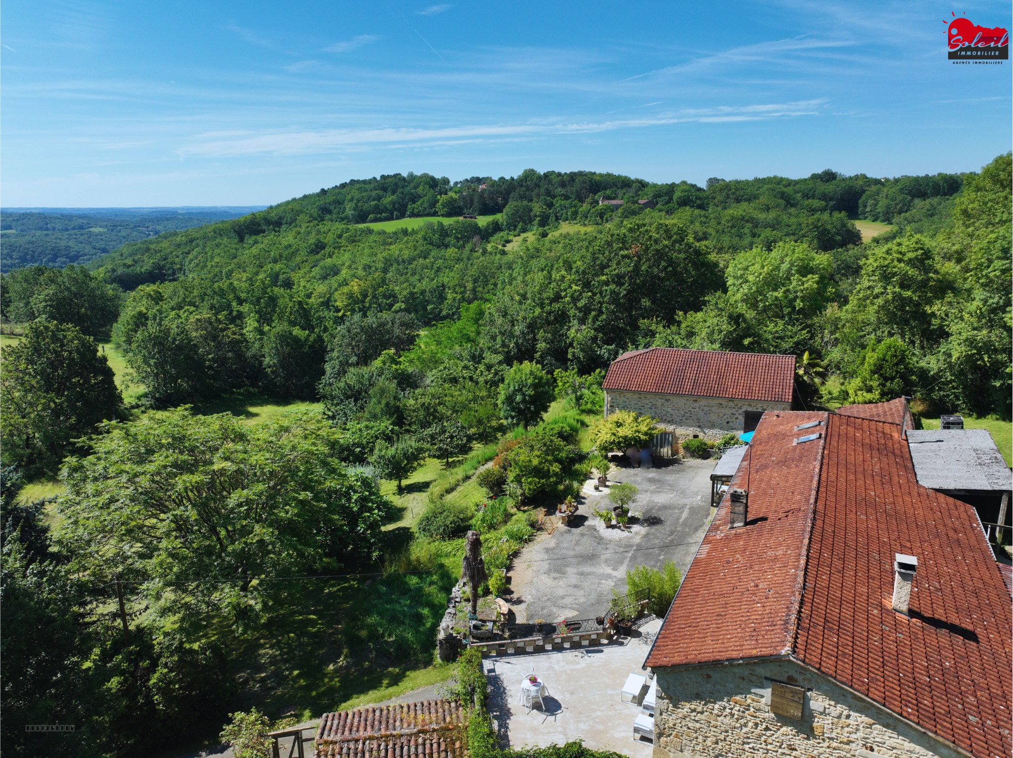 Propriété en pierre — photo 2