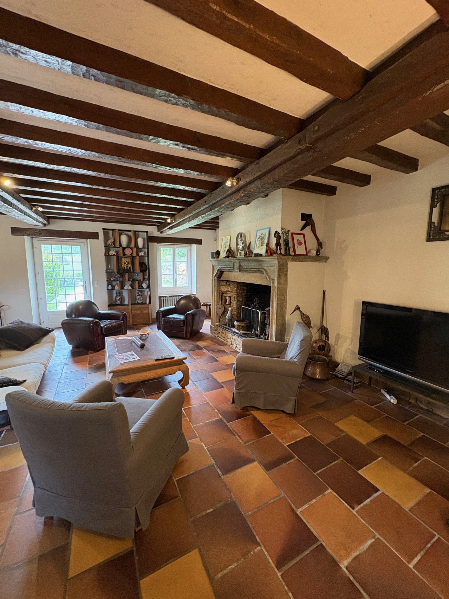 BELLE PROPRIETE EN PERIGORD NOIR AVEC DEUX GITES ET PISCINE AVEC PRESQUE 9 HECTARES — photo 13