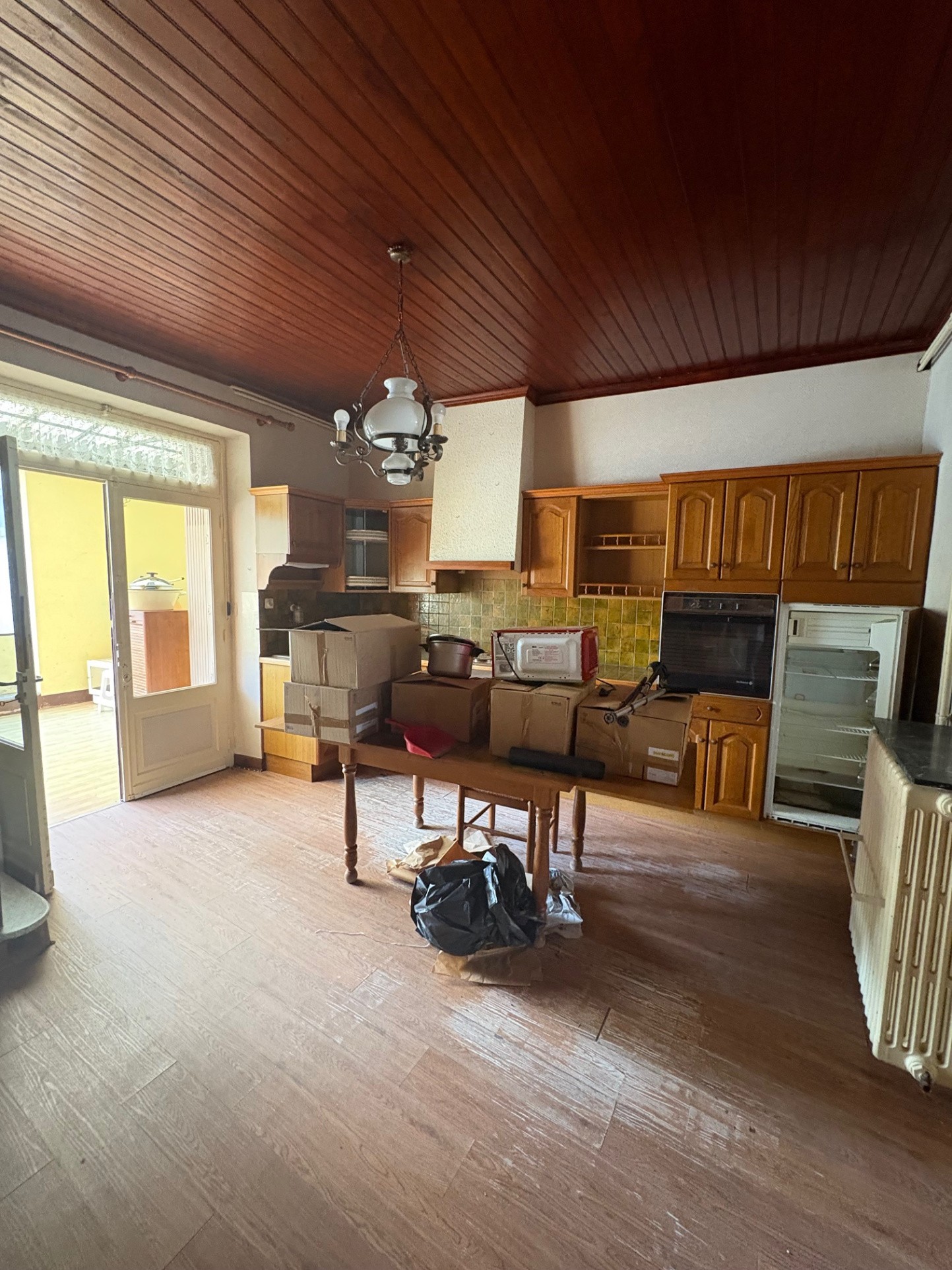 Maison de ville avec dépendances et terrain de 1000 m2 — photo 8