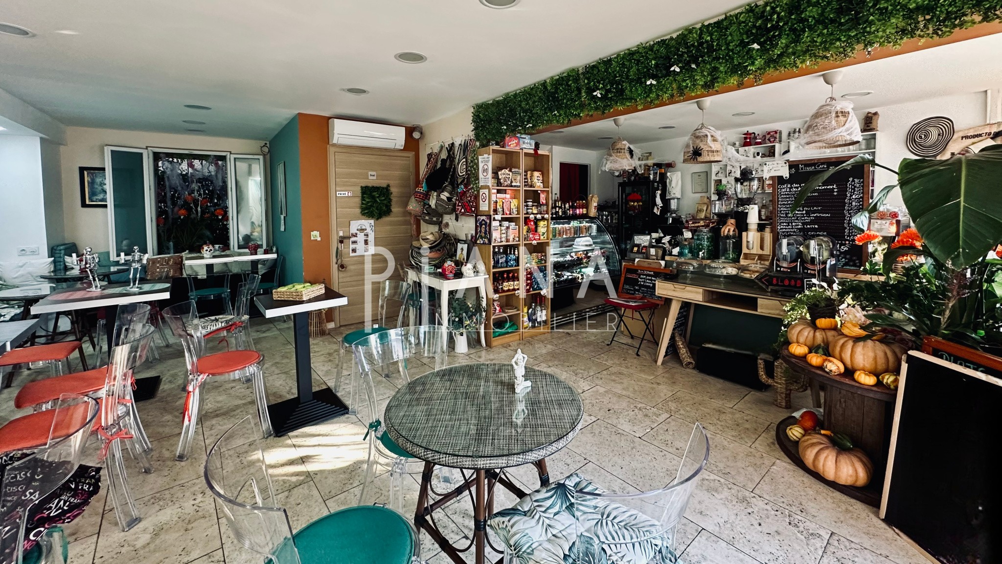 IMMEUBLE A VENDRE - 2 commerces loués et 1 appartement libre — photo 4