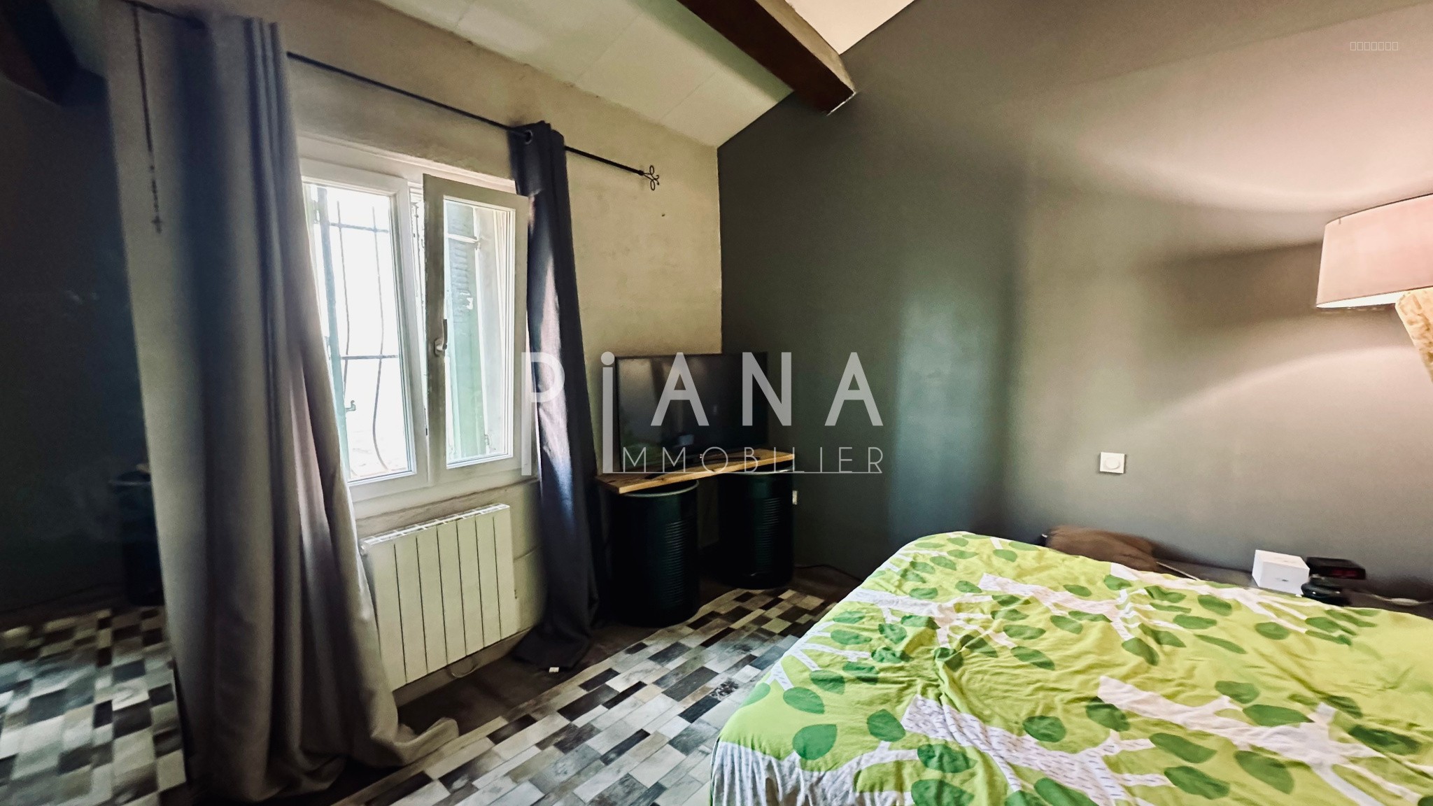 IMMEUBLE A VENDRE - 2 commerces loués et 1 appartement libre — photo 17