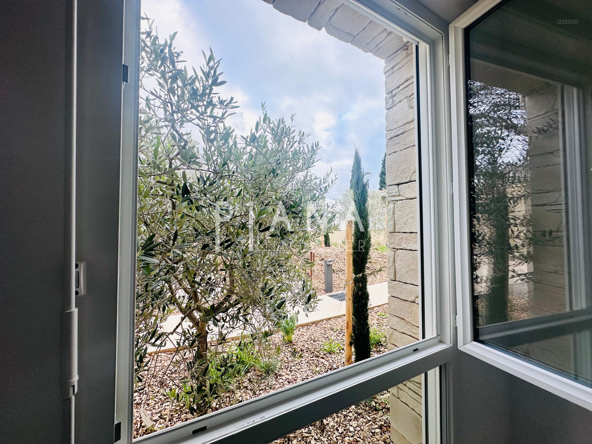 GRAND T3 DE 72m2 RESIDENCE NEUVE — photo 19