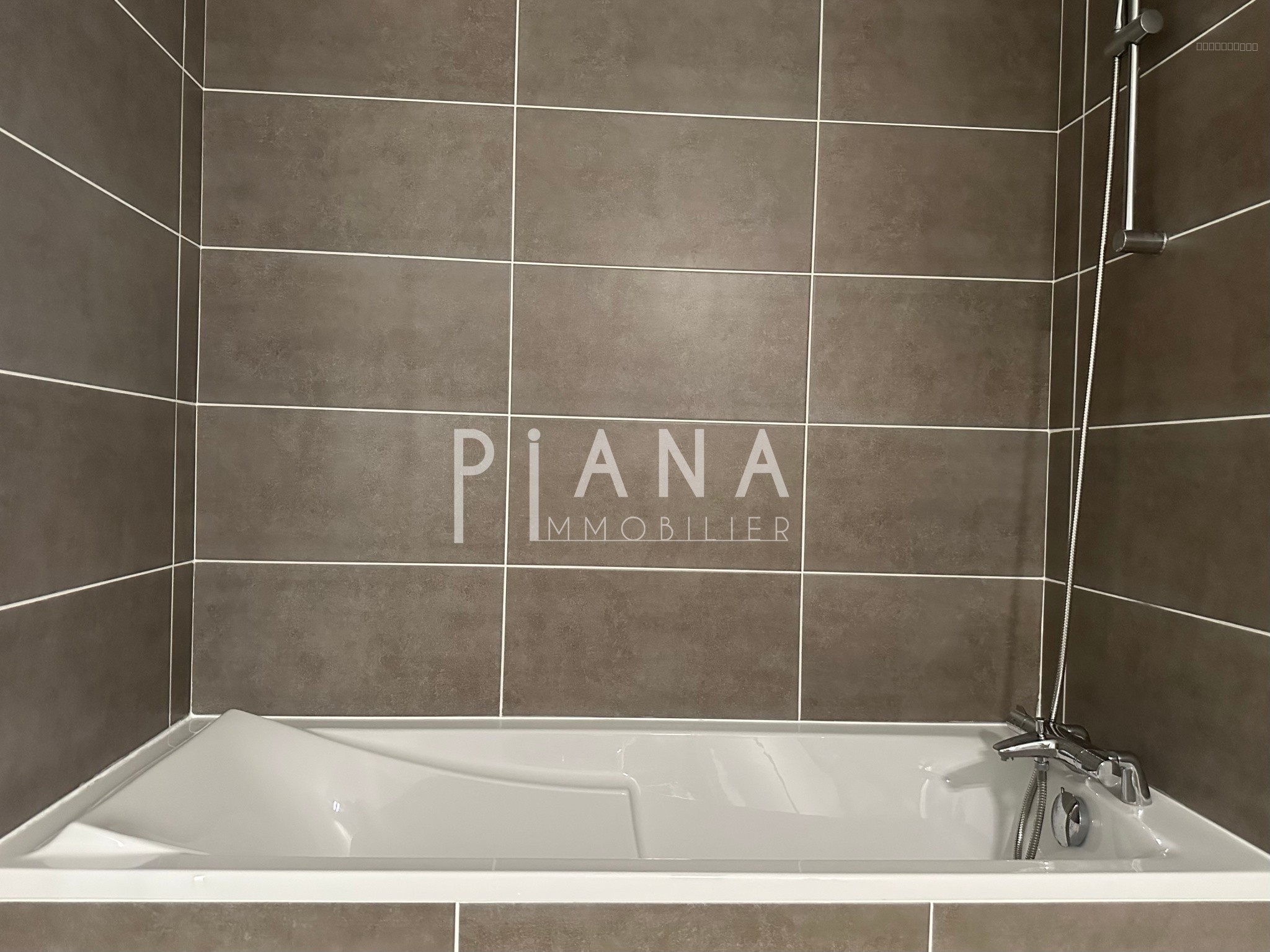 GRAND T3 DE 72m2 RESIDENCE NEUVE — photo 17