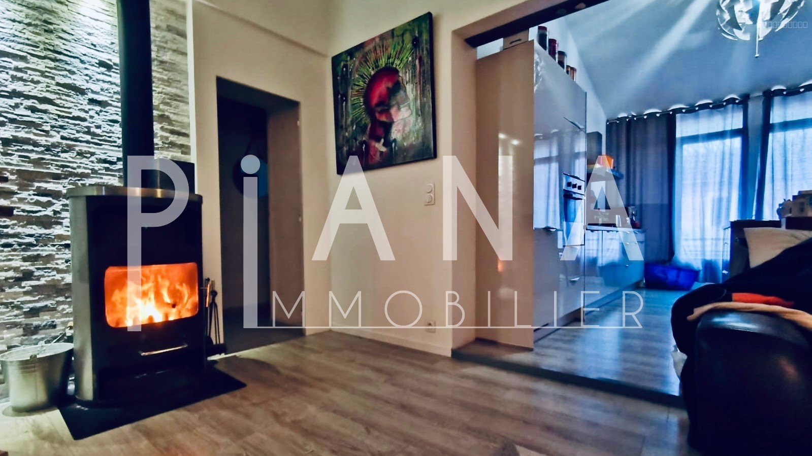 IMMEUBLE A VENDRE - 2 commerces loués et 1 appartement libre — photo 13